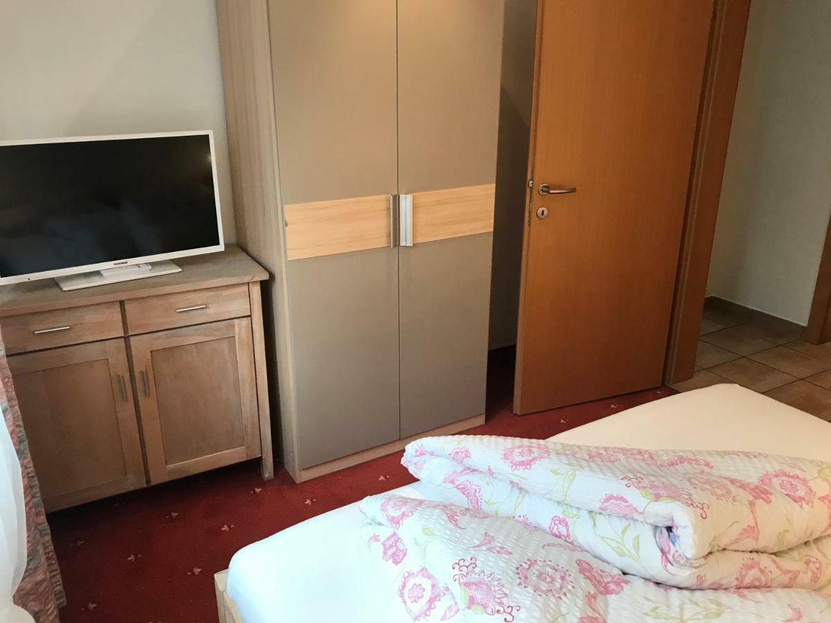 בריקסן אים טהלה Ferienwohnung Julia מראה חיצוני תמונה